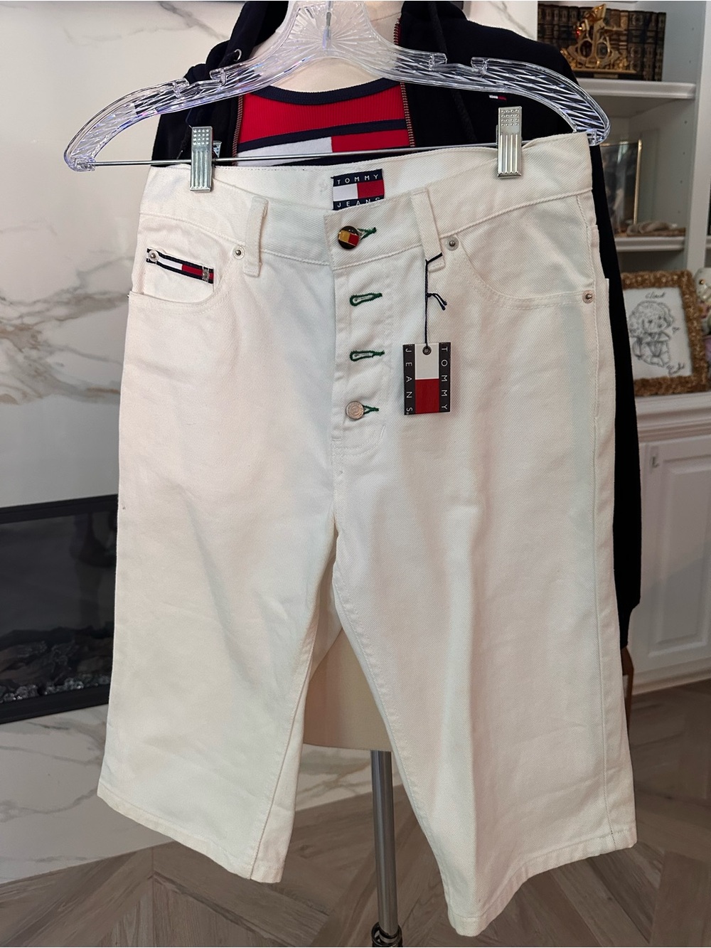 Y2K vintage Tommy Hilfiger White denim Capri Shorts